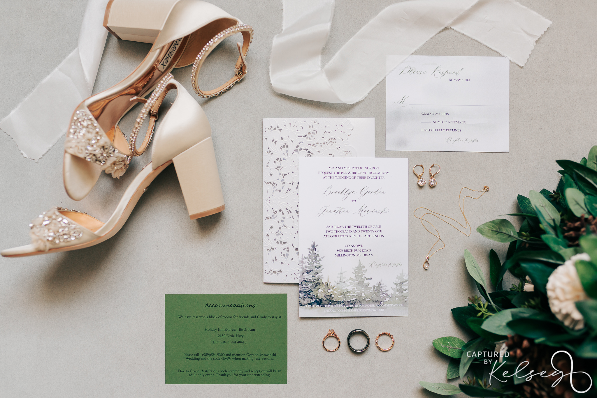 MICHIGAN-WEDDING-PHOTOGRAPHER-ODINS-OWN-MOWINSKI-CAPTURED-BY-KELSEY-BLOG-1