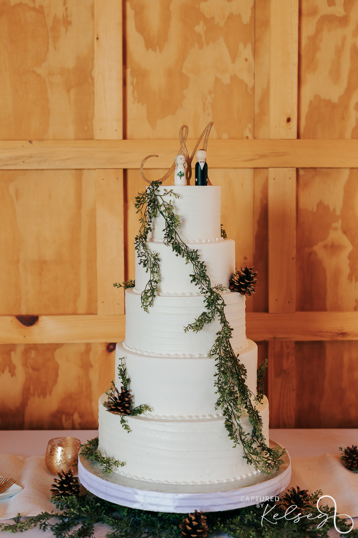 MICHIGAN-WEDDING-PHOTOGRAPHER-ODINS-OWN-MOWINSKI-CAPTURED-BY-KELSEY-BLOG-15