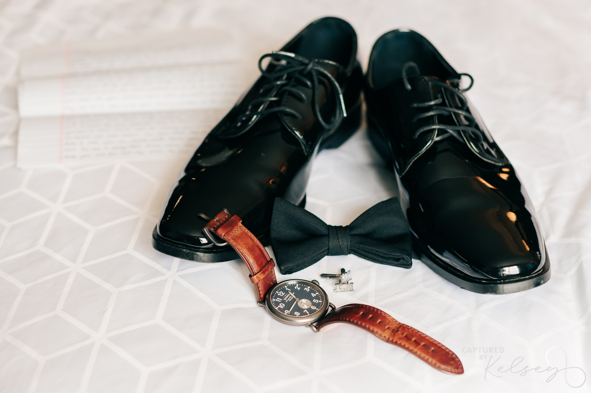 MICHIGAN-WEDDING-PHOTOGRAPHER-ODINS-OWN-MOWINSKI-CAPTURED-BY-KELSEY-BLOG-4