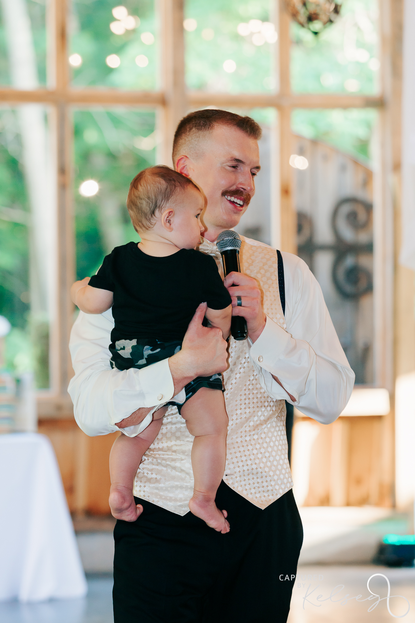 MICHIGAN-WEDDING-PHOTOGRAPHER-ODINS-OWN-MOWINSKI-CAPTURED-BY-KELSEY-BLOG-61