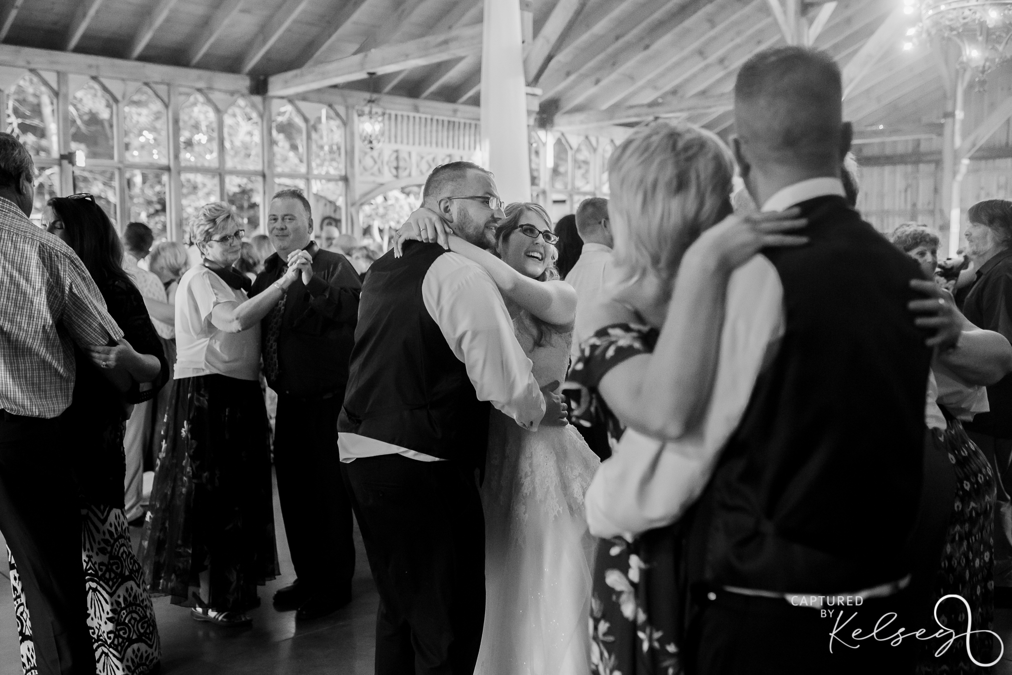 MICHIGAN-WEDDING-PHOTOGRAPHER-ODINS-OWN-MOWINSKI-CAPTURED-BY-KELSEY-BLOG-67