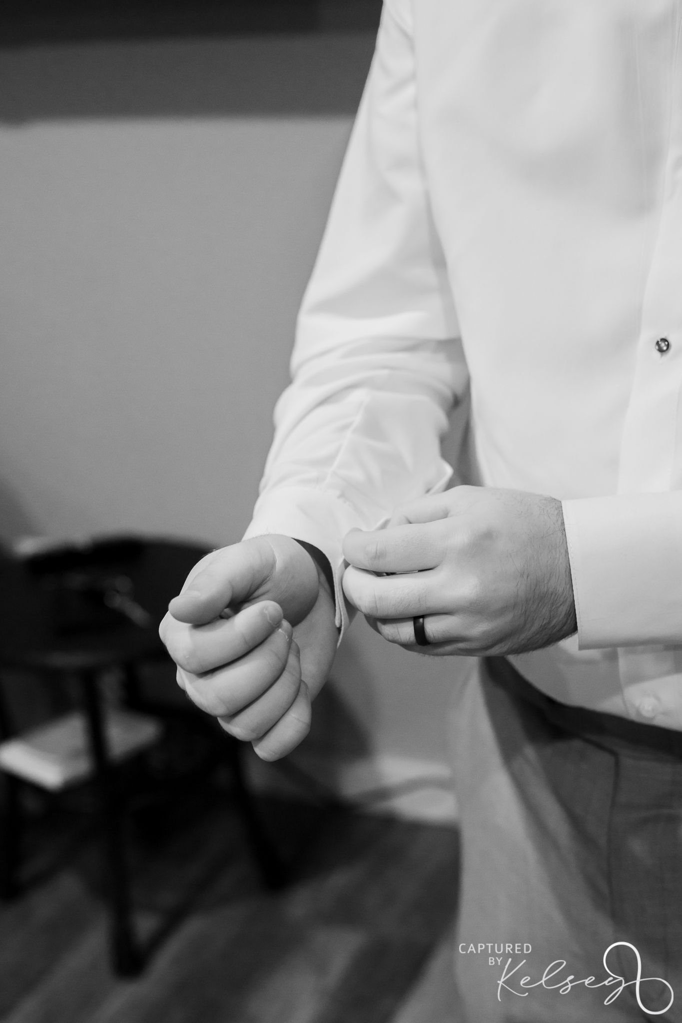 WALDENWOODS-WEDDING-PHOTOGRAPHER-MARTIN-CAPTURED-BY-KELSEY-BLOG-12