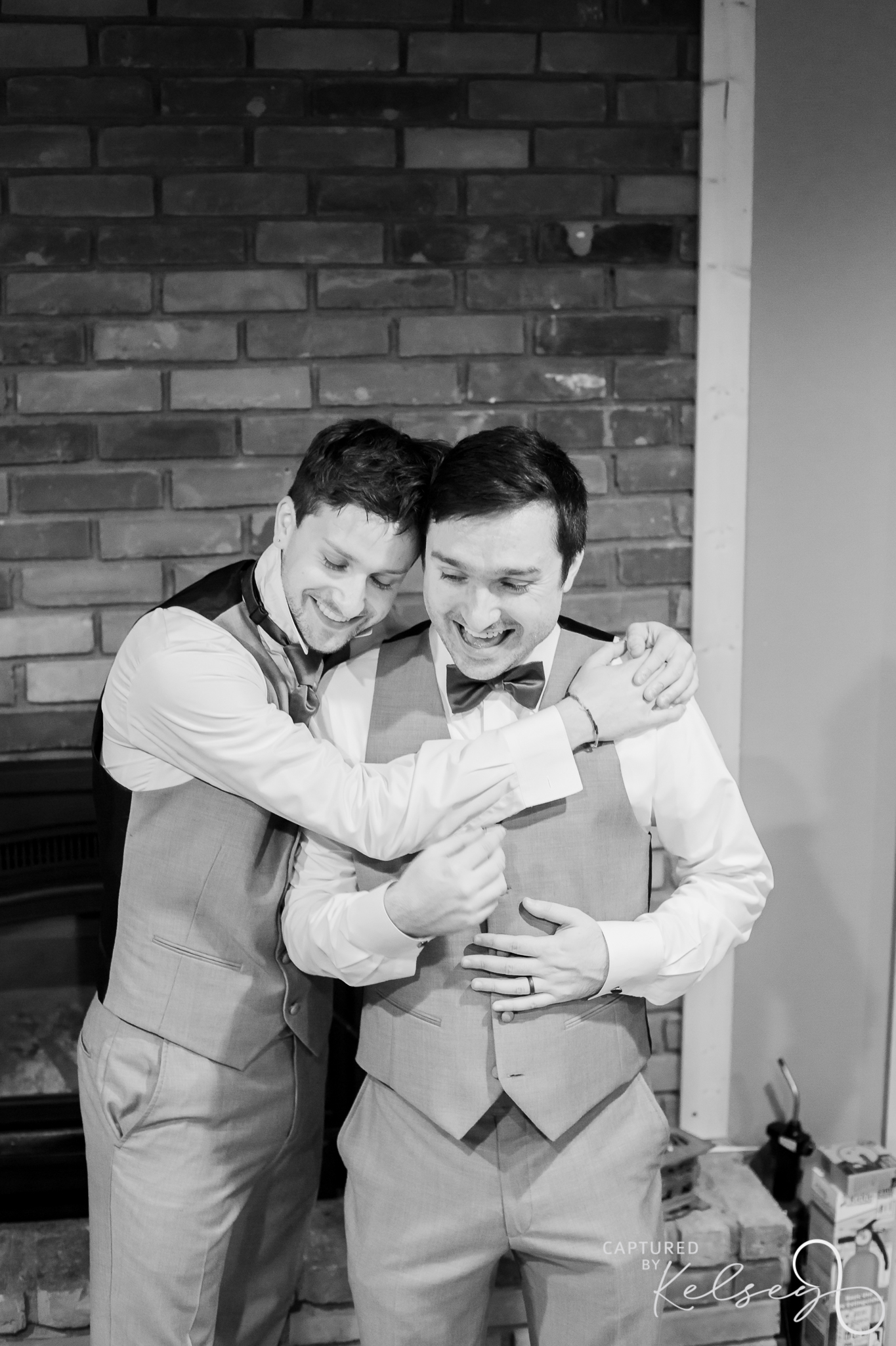 WALDENWOODS-WEDDING-PHOTOGRAPHER-MARTIN-CAPTURED-BY-KELSEY-BLOG-14