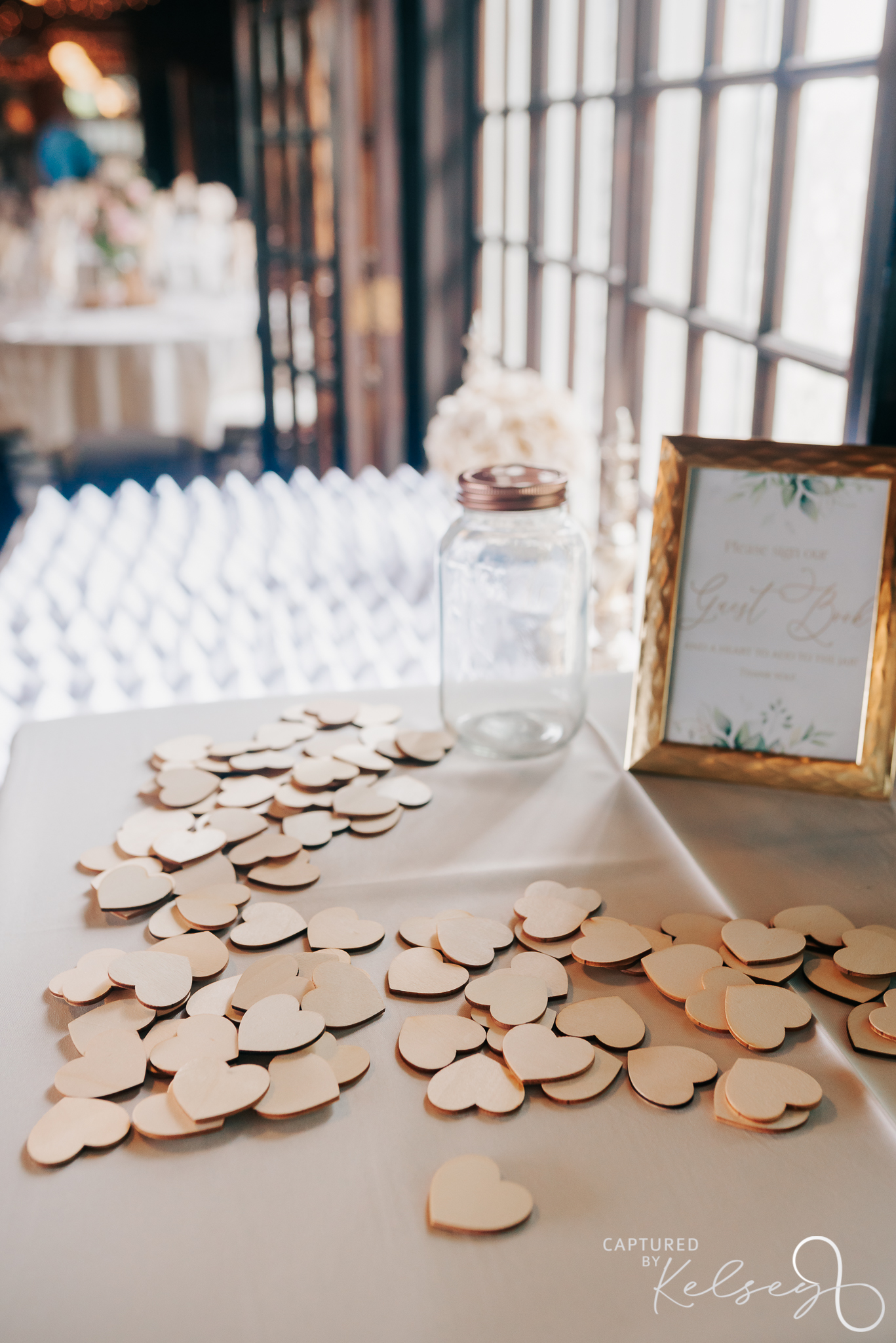 WALDENWOODS-WEDDING-PHOTOGRAPHER-MARTIN-CAPTURED-BY-KELSEY-BLOG-19