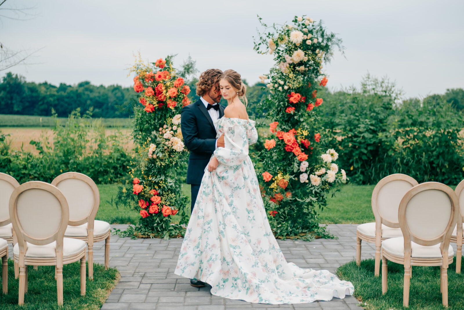 Etre Farms A Luxury Barn Wedding Venue in Michigan